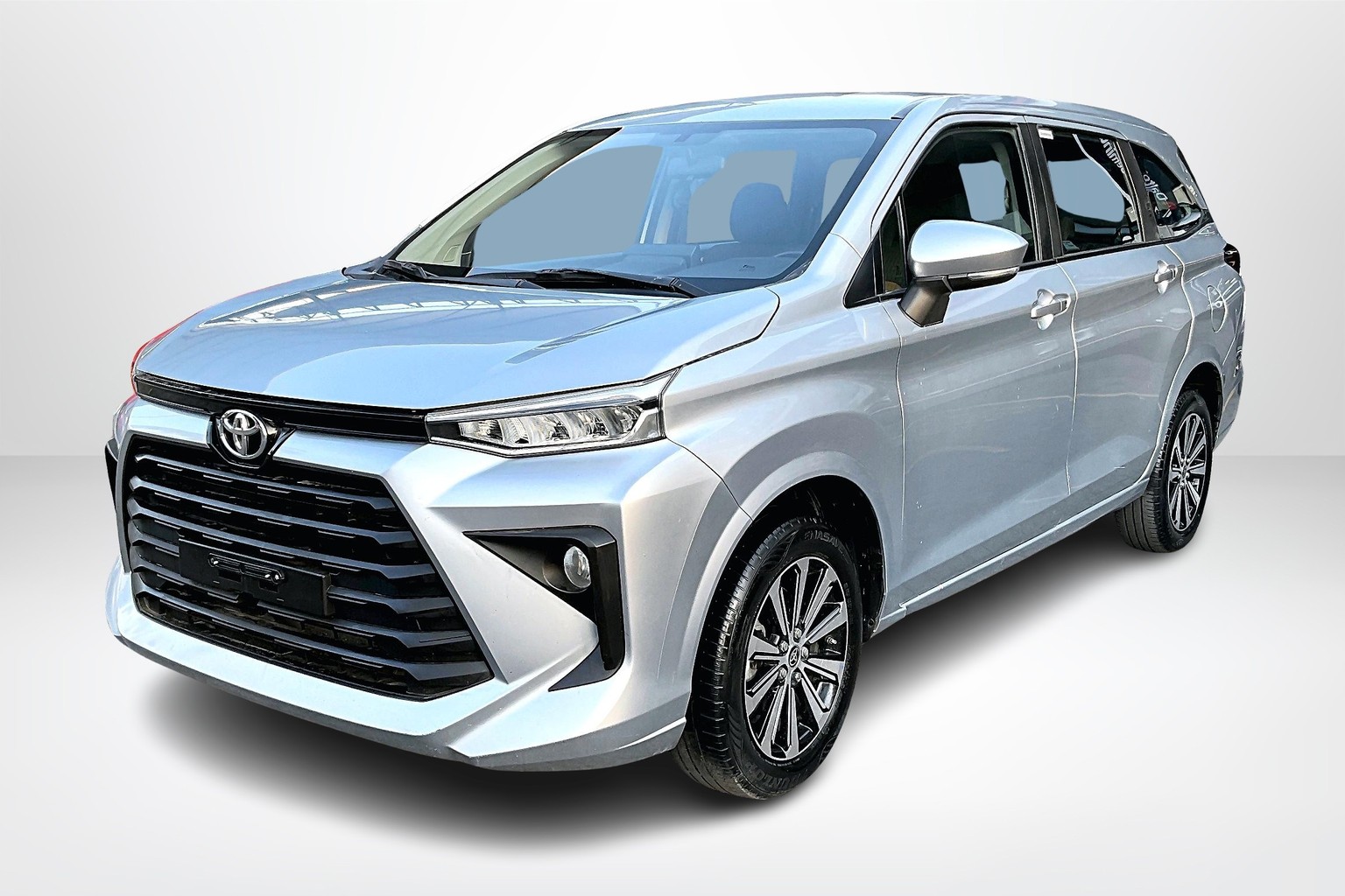 Seminuevo Toyota Avanza 2023 58691km - 83102 | Dalton
